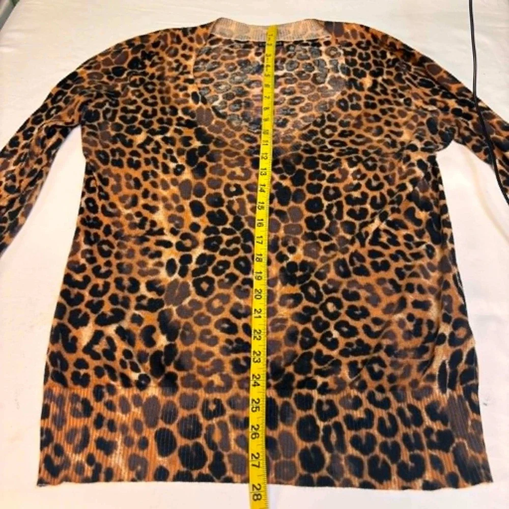 Express Leopard Print Deep V Lightweight Sweater Top Size Large Y2K - Picture 6 of 6